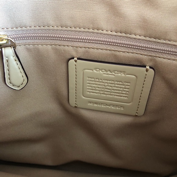 NWT Tan Coach Handbag - Picture 4 of 8